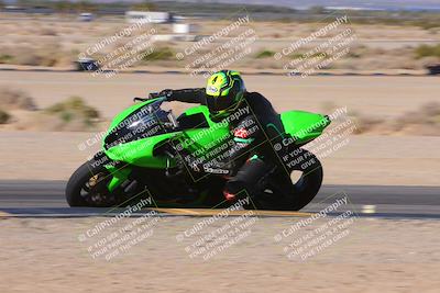 media/Dec-10-2023-SoCal Trackdays (Sun) [[0ce70f5433]]/Turn 9 Inside Set 2 (1115am)/